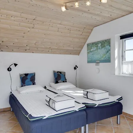Lavina - 950m From The Sea In Western Jutland By Interhome * Hvide Sande