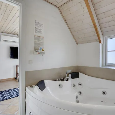 Lavina - 950m From The Sea By Interhome *