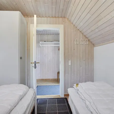 Feriehus Lavina - 950m From The Sea By Interhome *