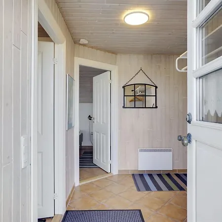 Feriehus Lavina - 950m From The Sea By Interhome *